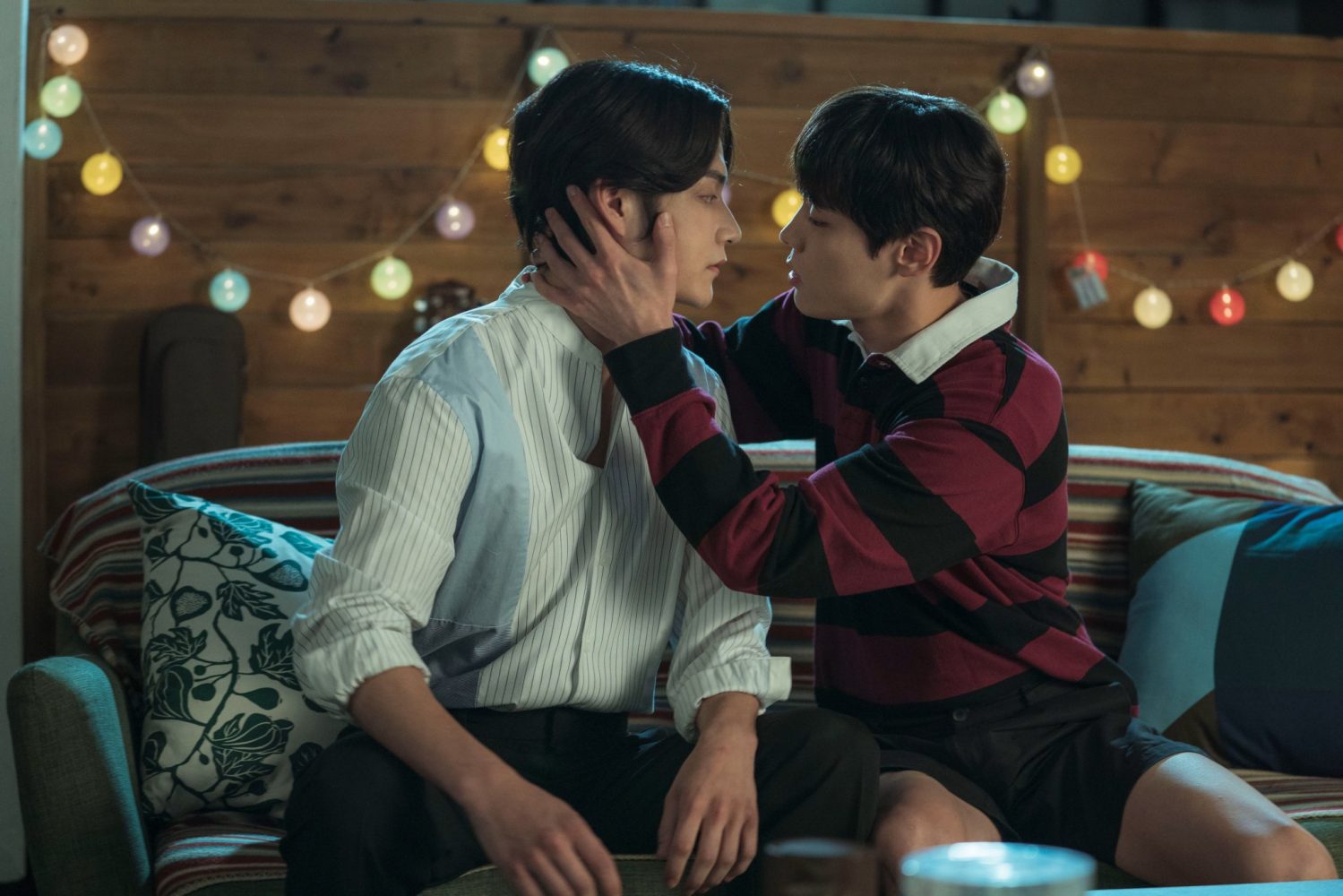 Phim đam mỹ Hàn Quốc: Dục vọng đôi môi – Kissable Lips (2022)