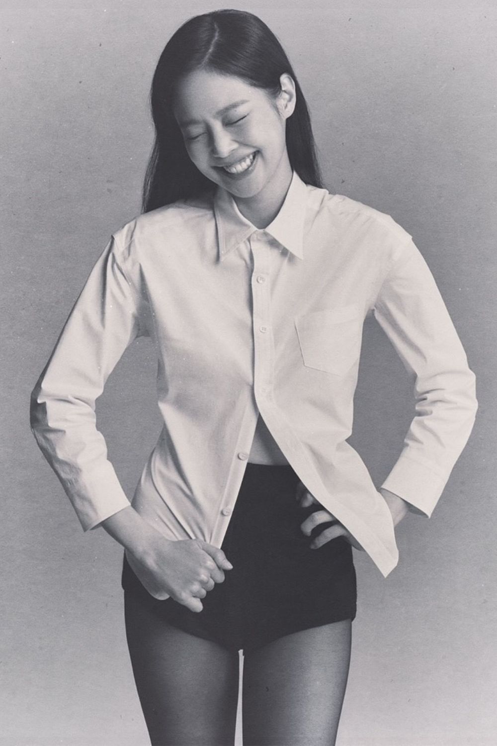 Jennie mở công ty quản lý riêng Odd Atelier